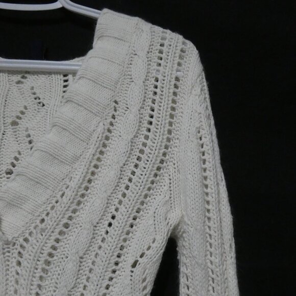 AMERICAN EAGLE OUTFITTERS | medium | Hooded White Knitted Lace Sweater W Pockets - Picture 6 of 16